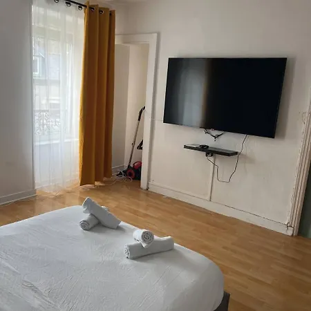 Proche Du Centre بريست