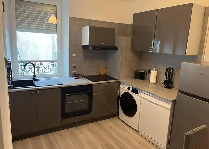 Proche Du Centre * Brest